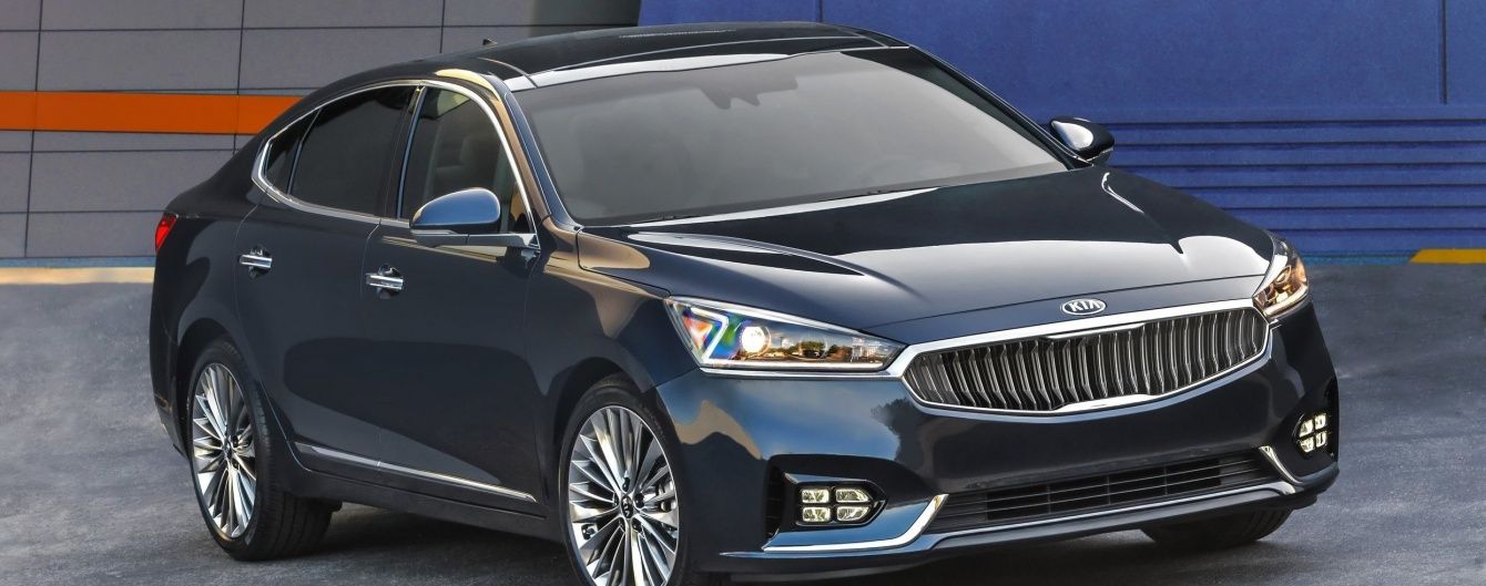Kia привезла в Нью-Йорк новый седан Cadenza