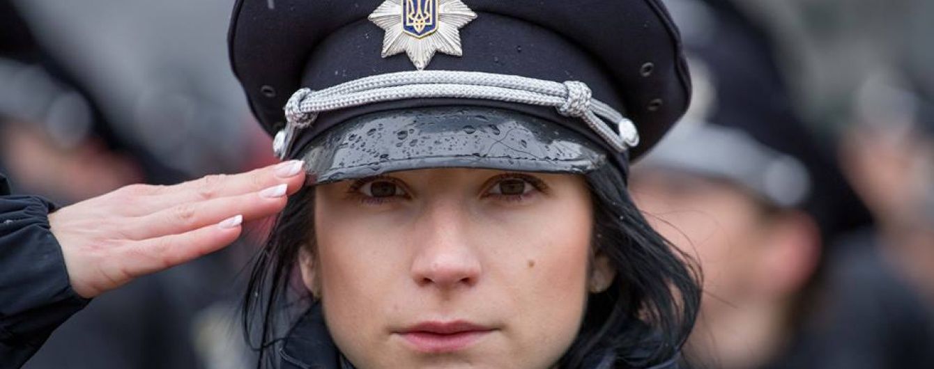 В Україні шкільні поліцейські допоможуть вчителям виховувати хуліганів