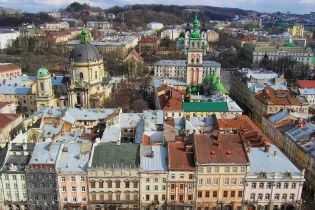 "Бессмысленное решение". Посол Канады раскритиковал Львовский облсовет за запрет русскоязычного контента