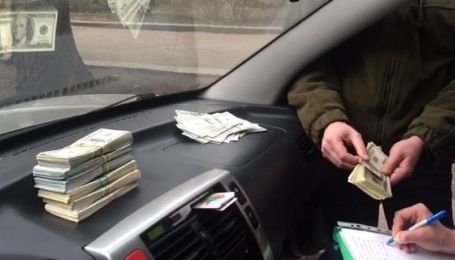 В Киеве задержали "дельца" за вымогательство невероятной взятки в $ 200 тыс