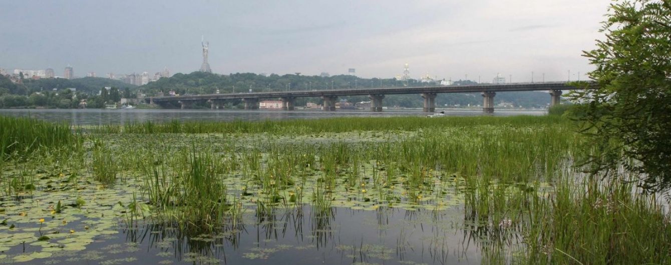 У Києві на вихідних обмежать рух трьома мостами