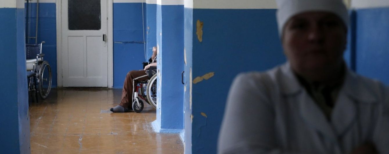 У Росії у військовому госпіталі психічно хворі вбили медсестер і втекли