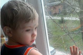 Негайної допомоги потребує трирічний Павло