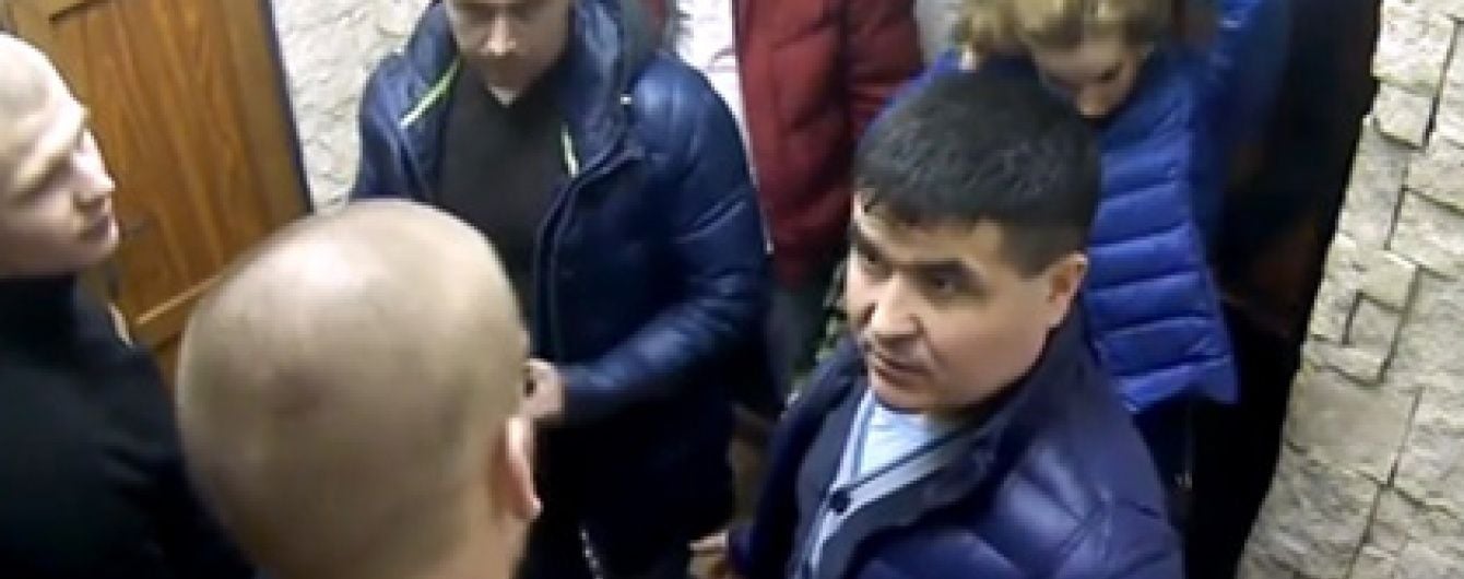 В Росії начальник поліції викликав ОМОН після того, як не пройшов фейсконтроль у ресторані