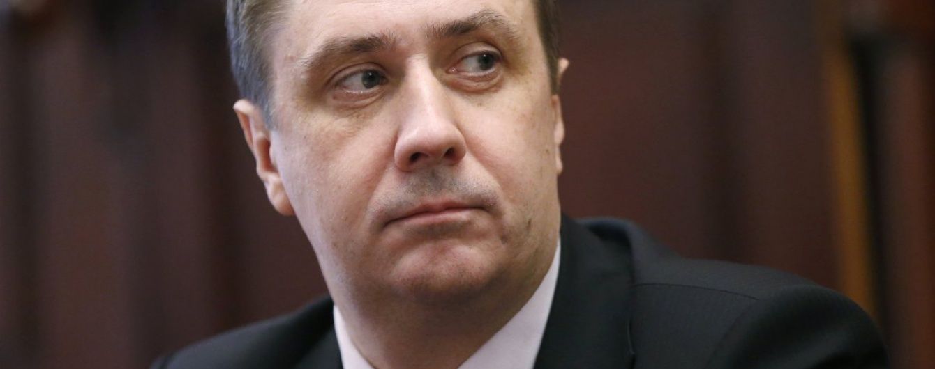 У "Народному фронті" назвали Порошенка єдиним кандидатом в президенти