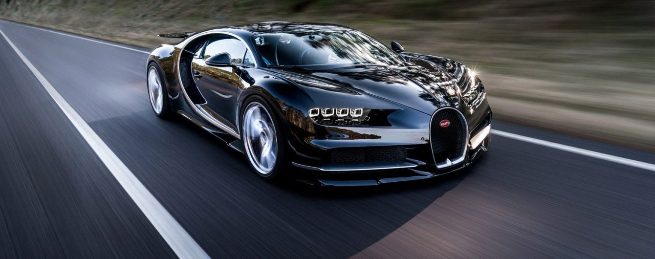 В Монако прибыл первый гиперкар Bugatti Chiron (Видео)