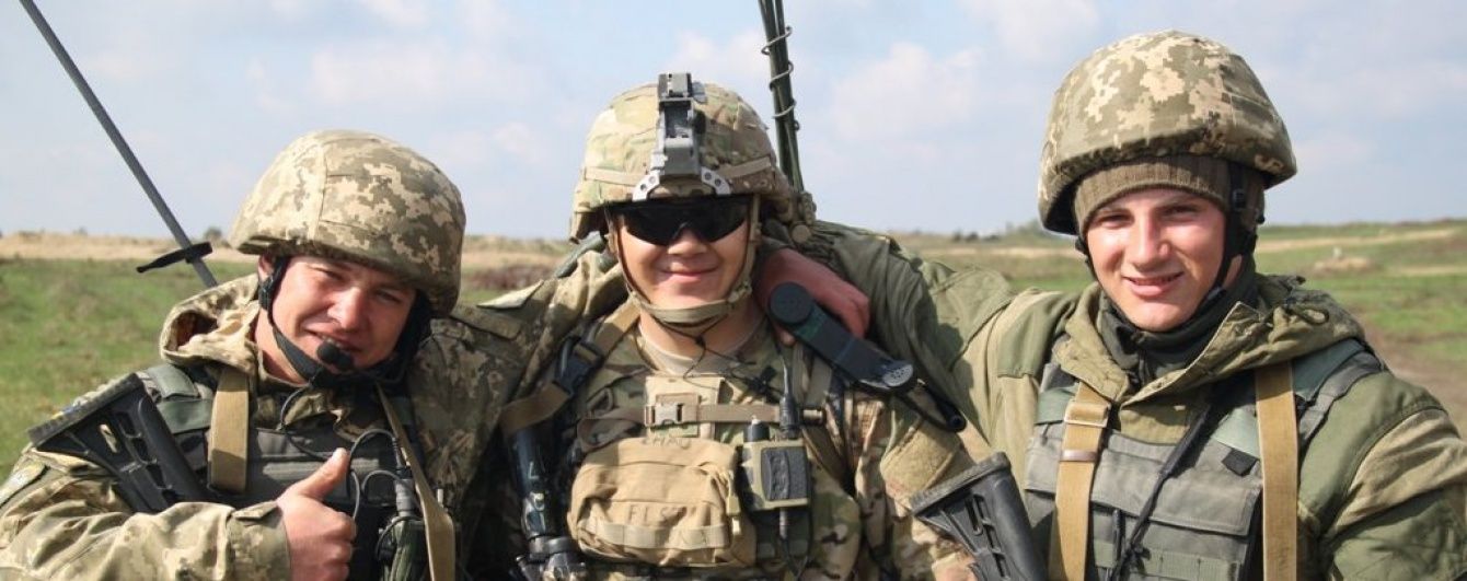 Дочекайтеся синів. Десантники записали зворушливе привітання до Дня матері