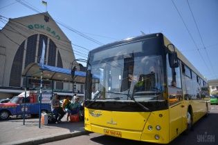 У Києві через "мінування" з центрального залізничного вокзалу евакуювали 4 тисячі пасажирів