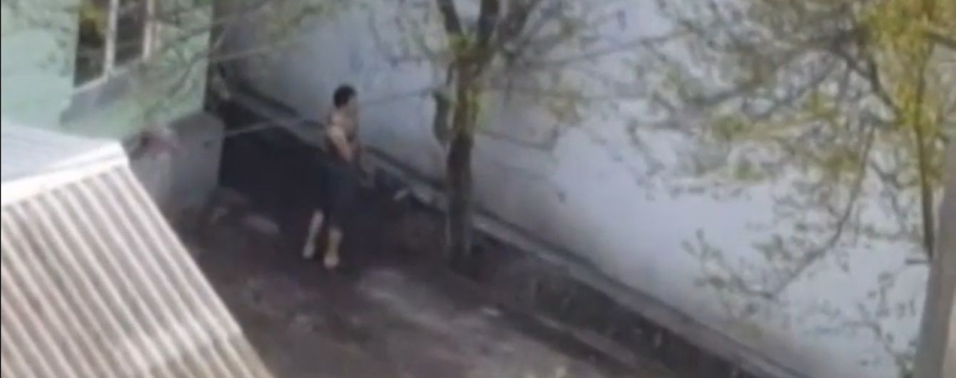 Протести під психлікарнею влаштували київські зоозахисники