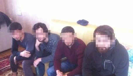У Києві схопили п'ятьох прибічників "Ісламської держави", які прямували до Сирії