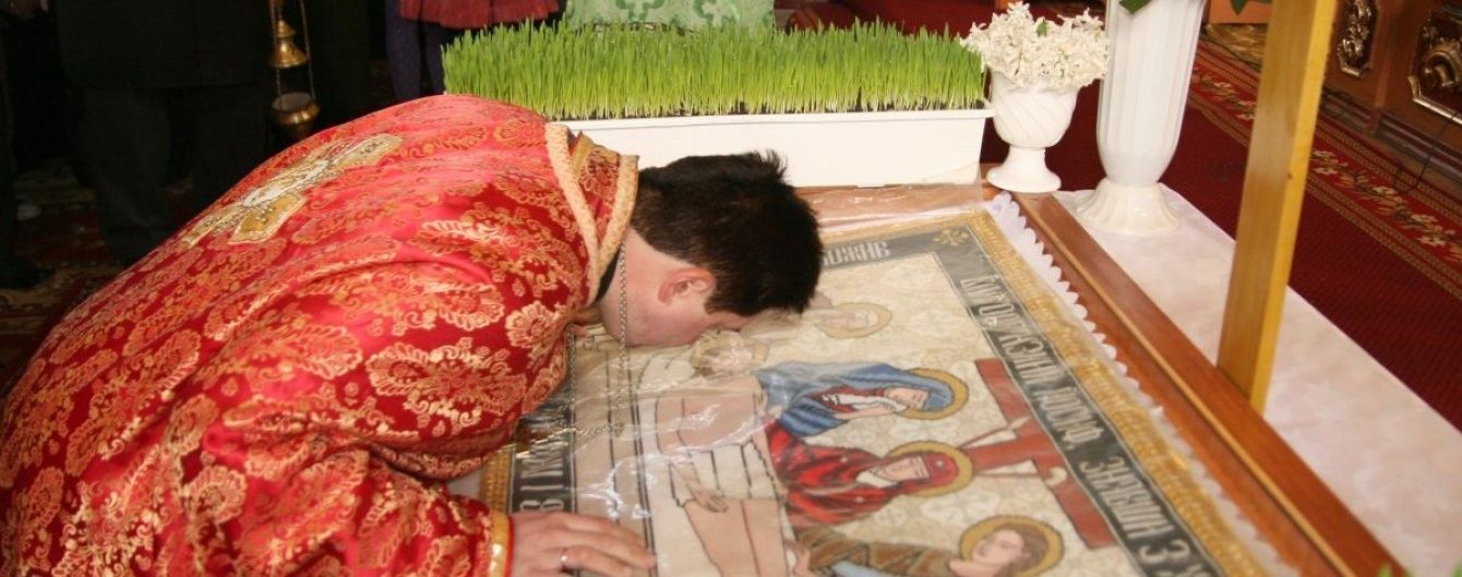Три найважливіші для християн дні: що не можна робити і що не несуть на освячення до церкви