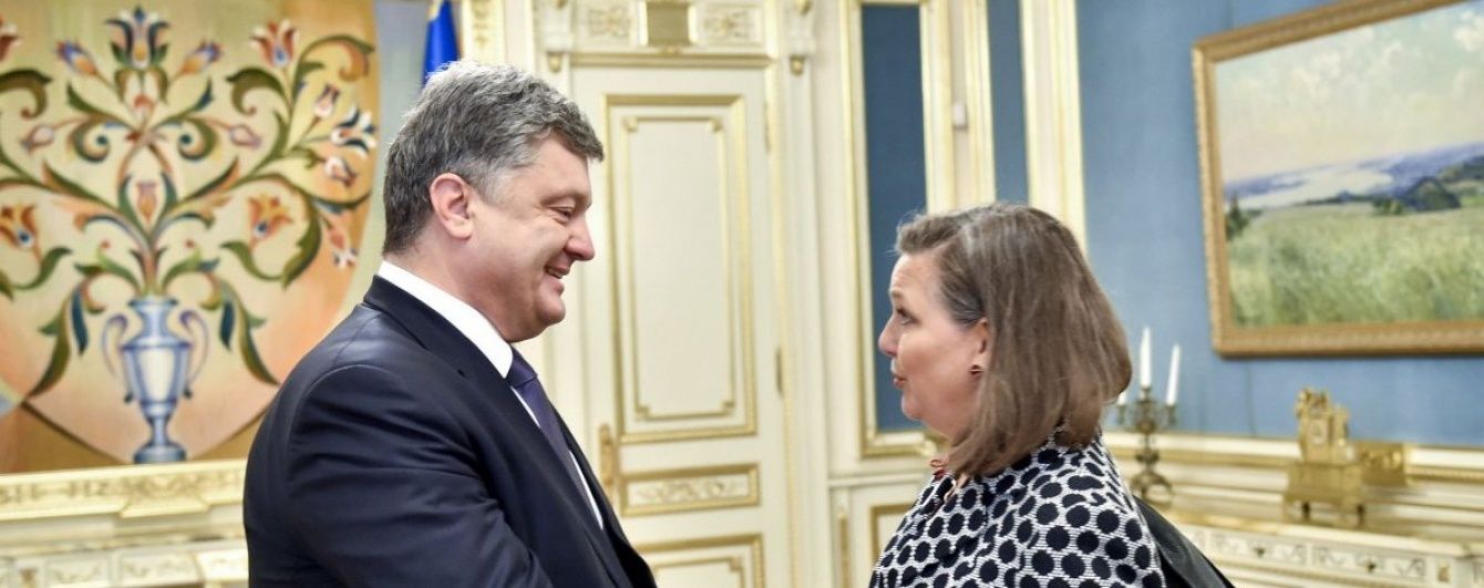 В АП запевняють, що конкретних дат проведення виборів на Донбасі Нуланд і Порошенко не обговорювали