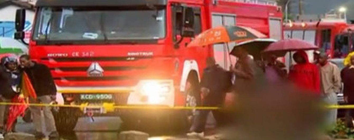 В Африці десятки людей опинилися під уламками будинку