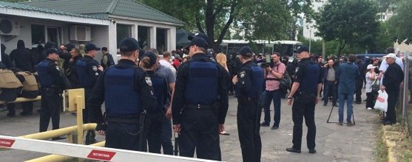 У стрілянині з вибухом у Києві постраждали п'ятеро