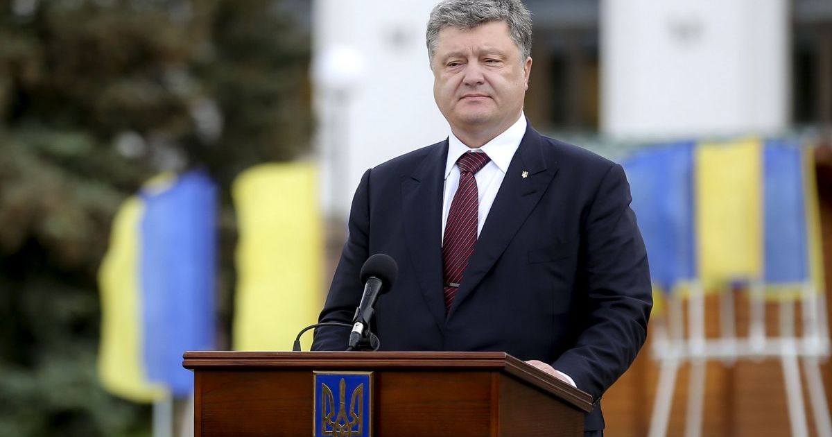 "Велика сімка" подовжила санкції проти Росії – Порошенко