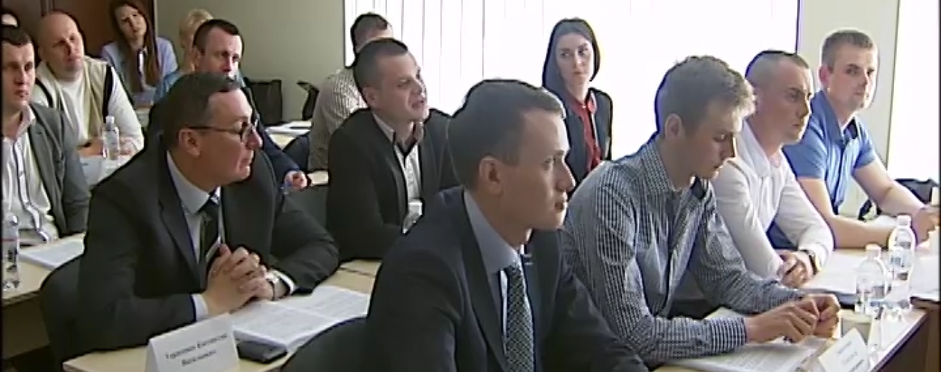 Українська поліція почала готувати омбудсменів, які пильнуватимуть права затриманих