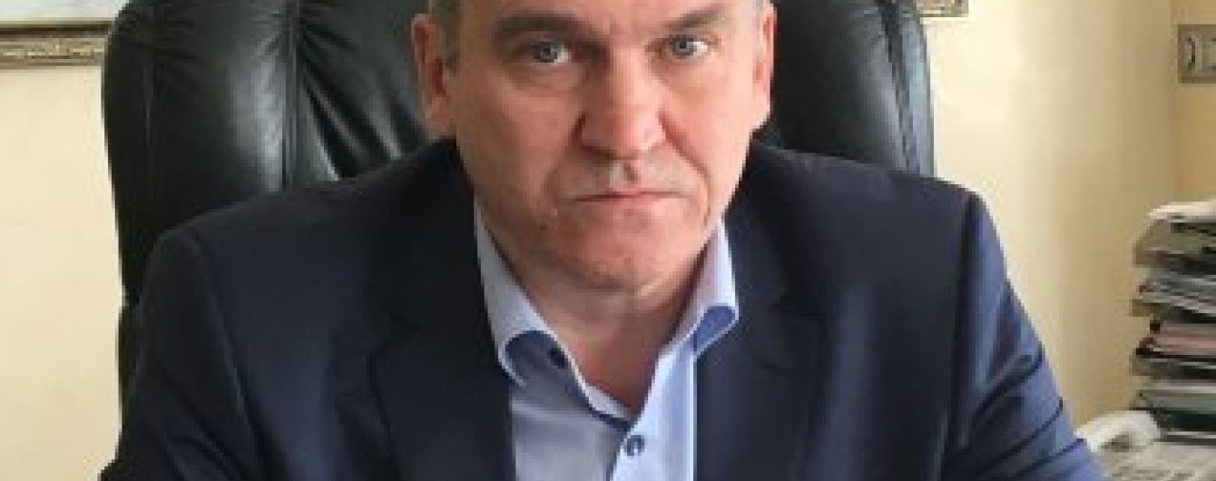 Соратники Порошенка користуються російським паливом для польотів до РФ