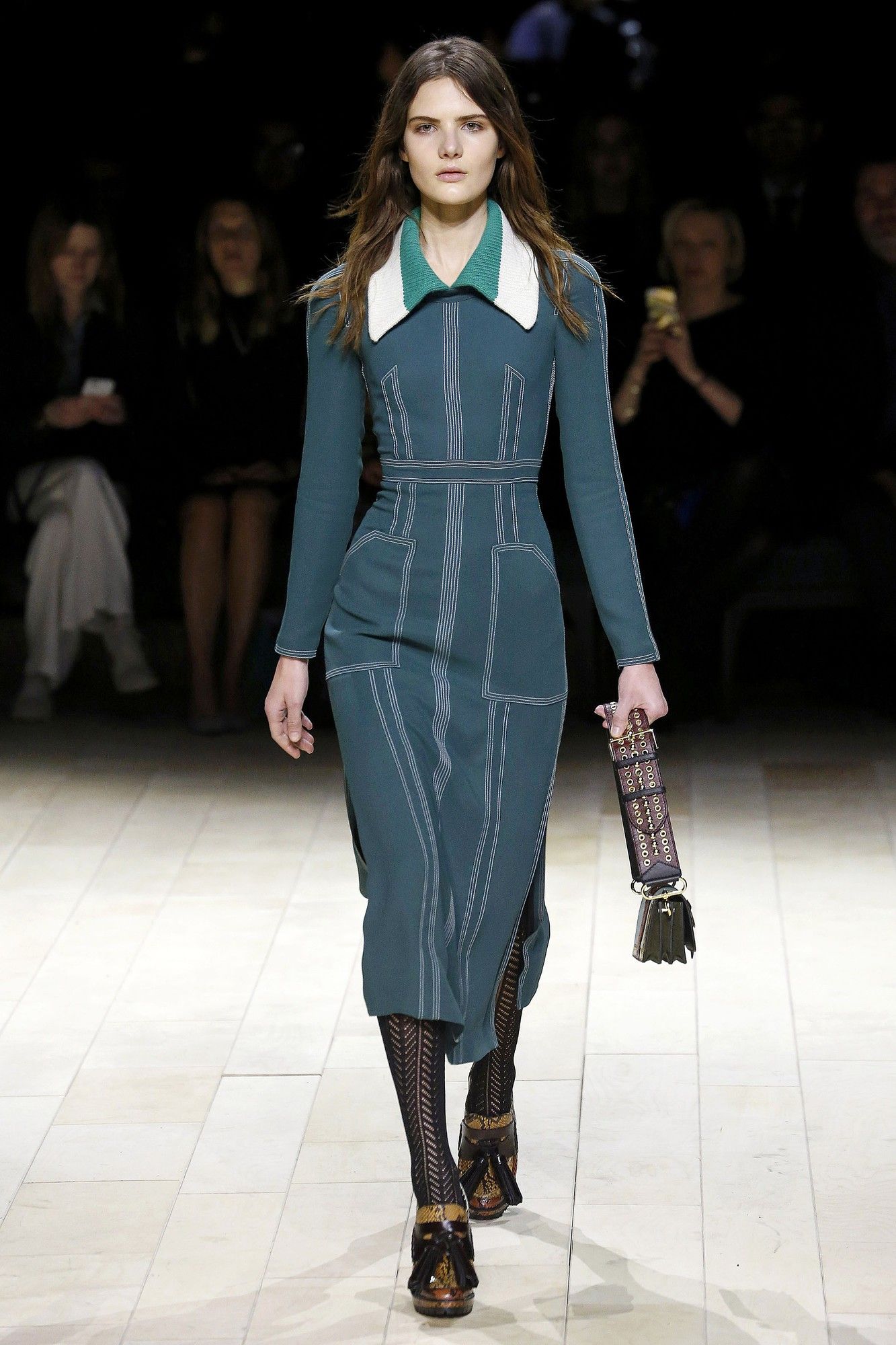 Коллекция Burberry прет-а-порте сеона осень-зима 2016-2017_4