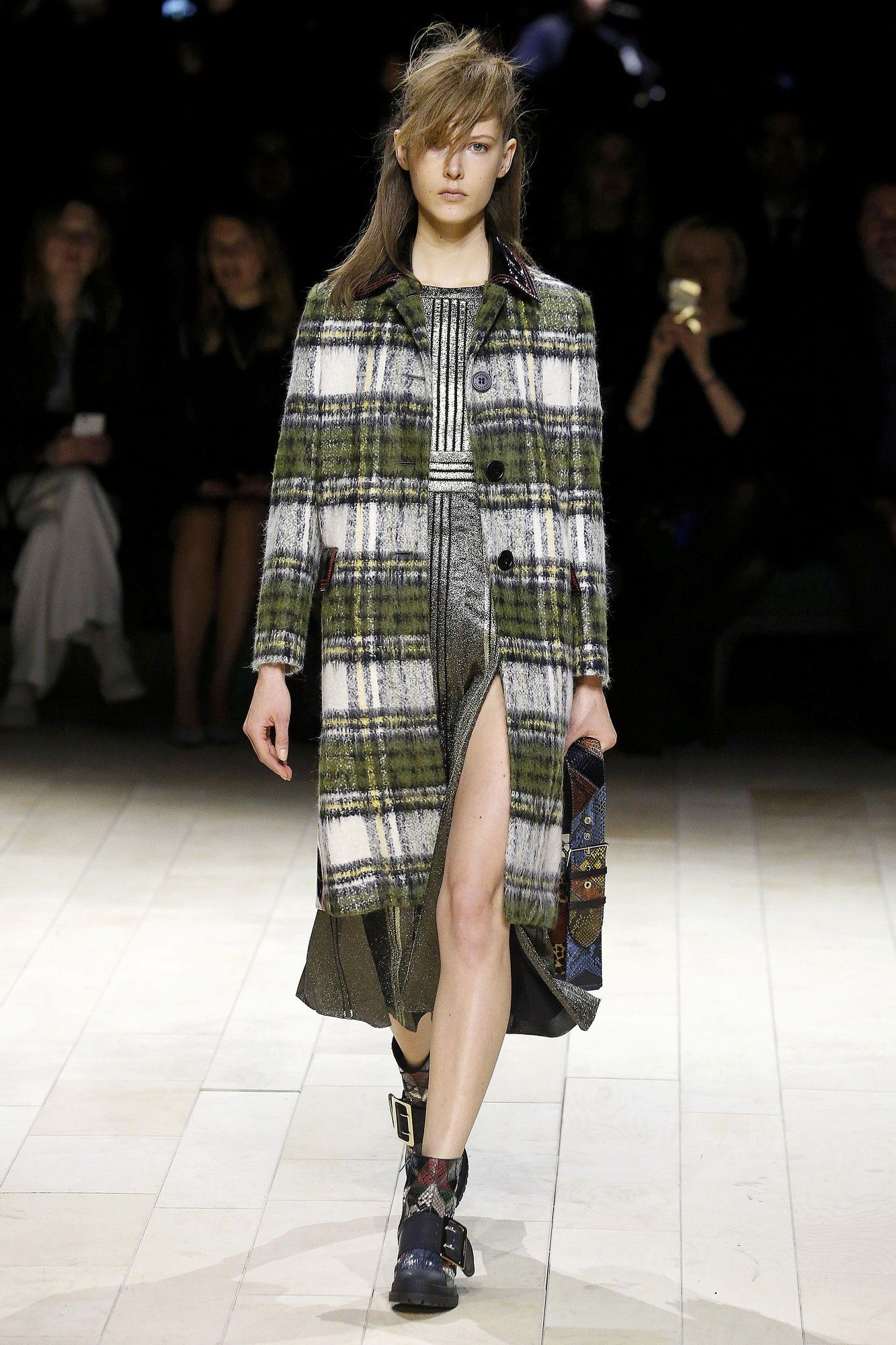 Коллекция Burberry прет-а-порте сеона осень-зима 2016-2017_10