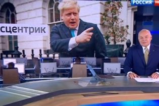 Скандальний Кисельов у прямому ефірі прочитав нецензурний вірш про Ердогана