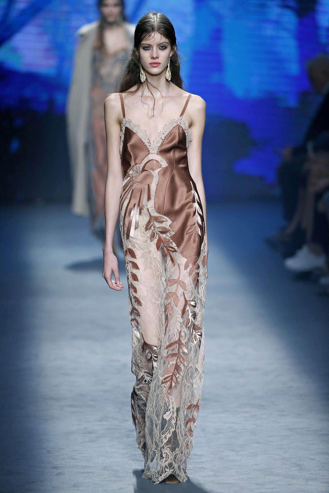 Коллекция Alberta Ferretti прет-а-порте сезона осень-зима 2016-2017_6