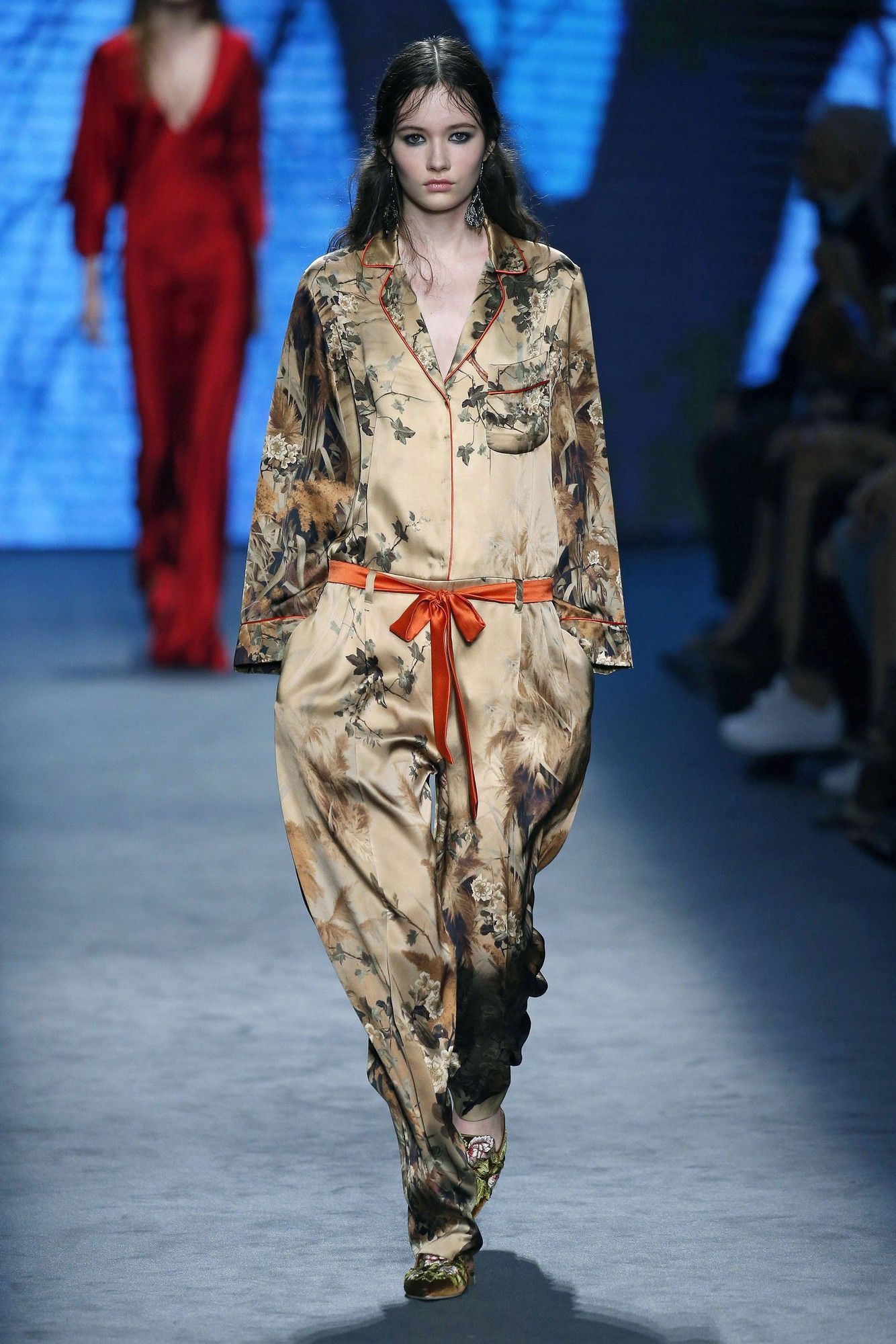 Коллекция Alberta Ferretti прет-а-порте сезона осень-зима 2016-2017_13