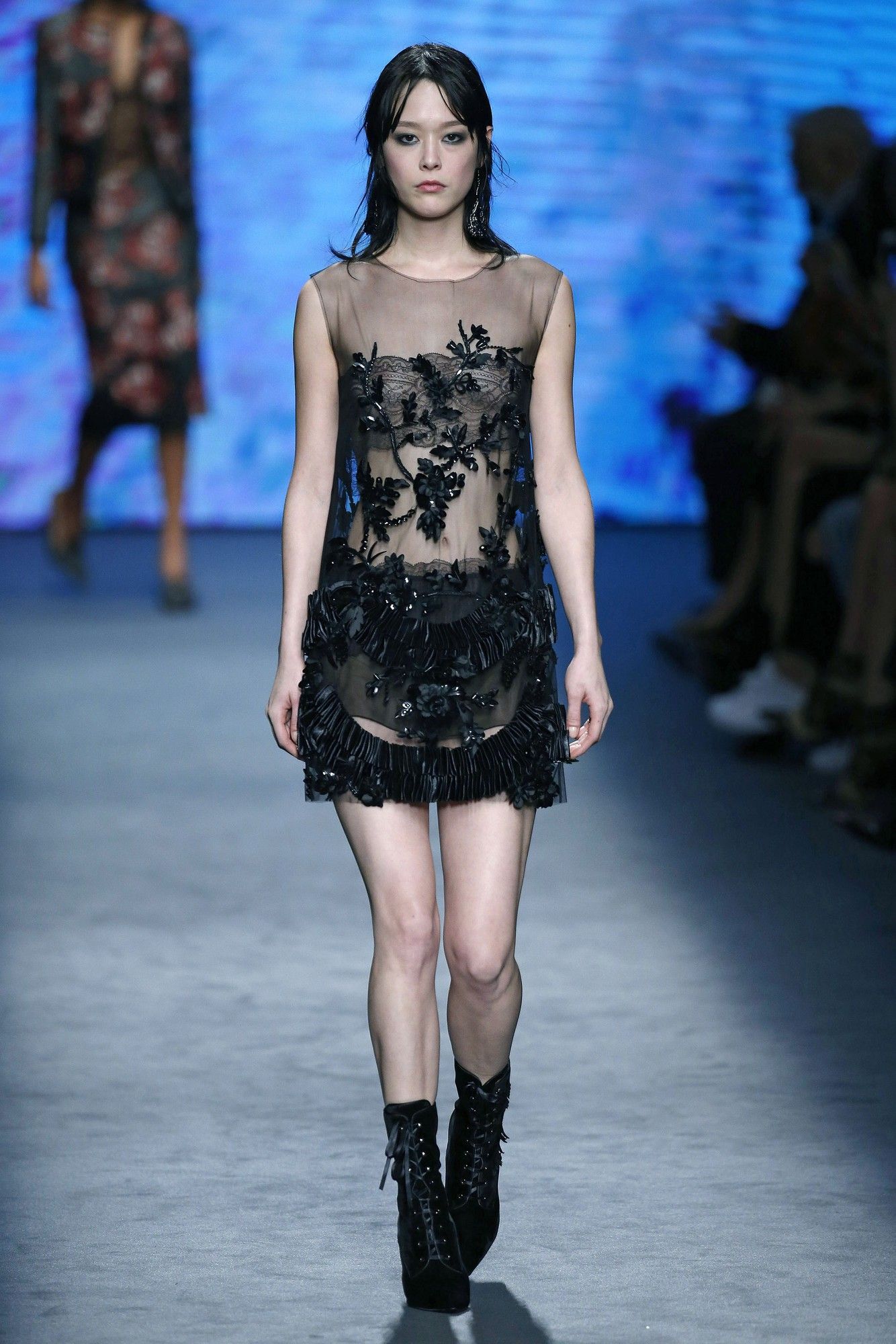Коллекция Alberta Ferretti прет-а-порте сезона осень-зима 2016-2017_17