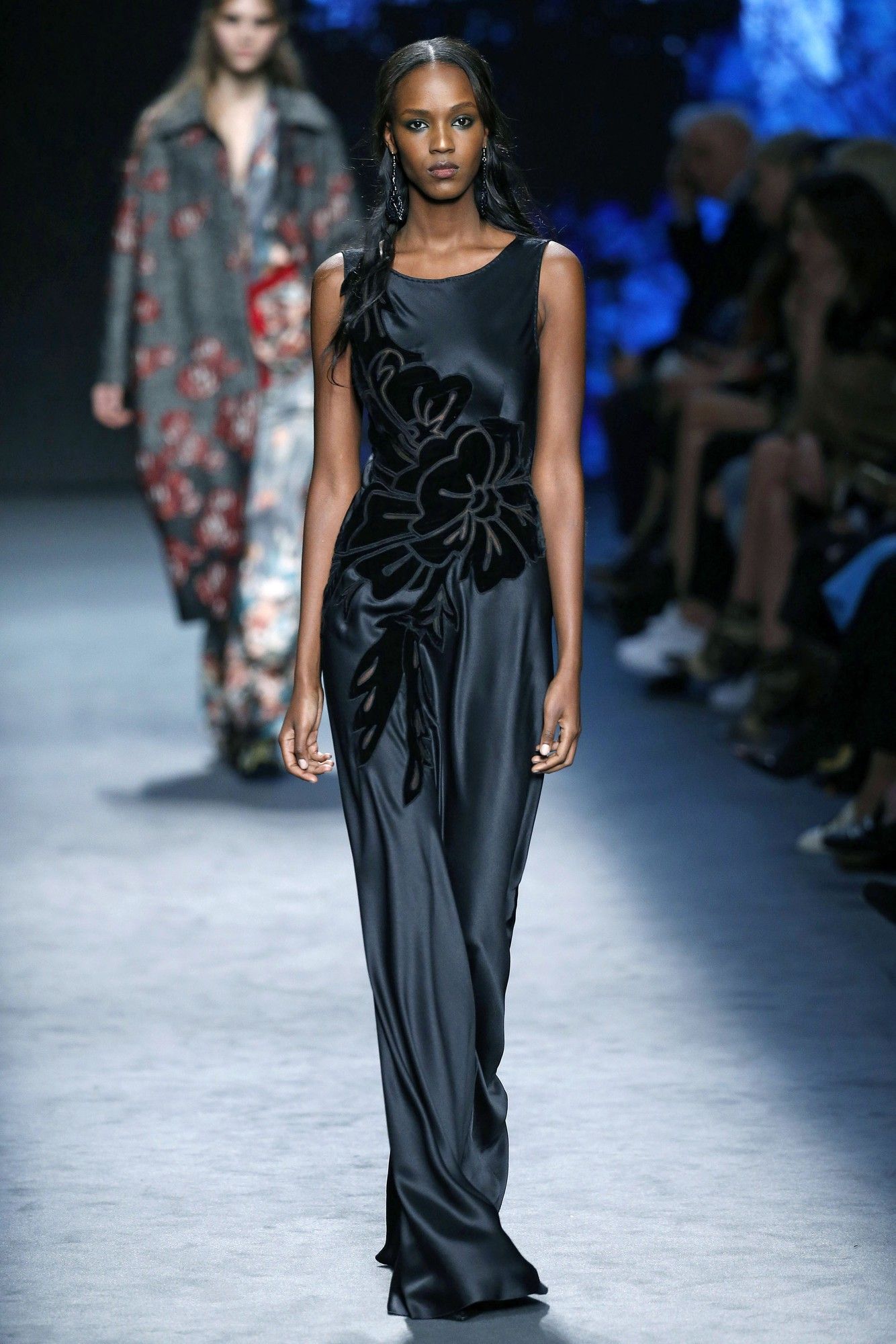 Коллекция Alberta Ferretti прет-а-порте сезона осень-зима 2016-2017_20