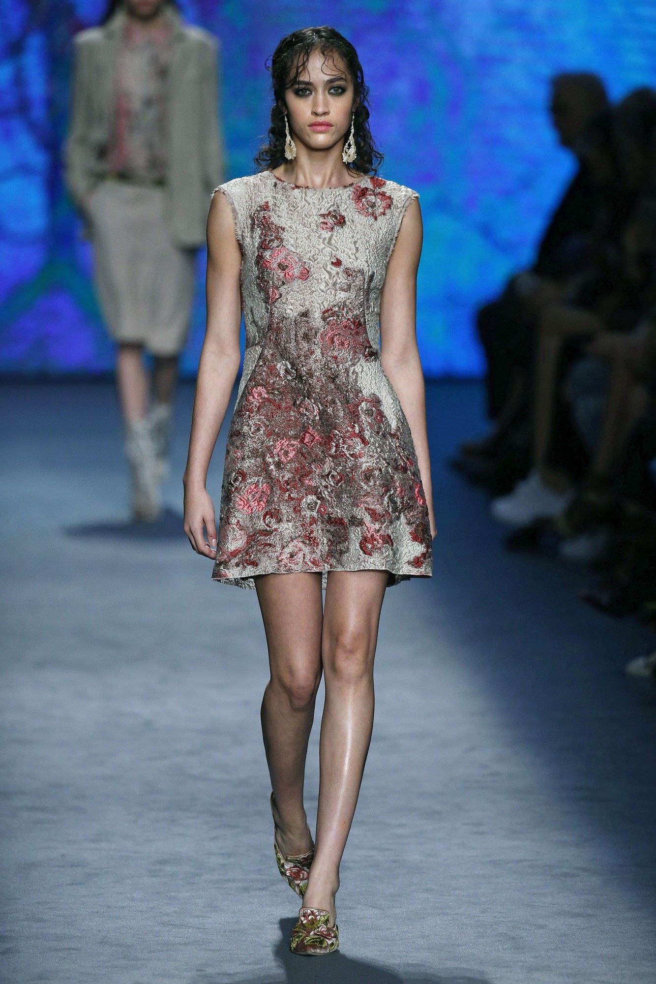 Коллекция Alberta Ferretti прет-а-порте сезона осень-зима 2016-2017_33