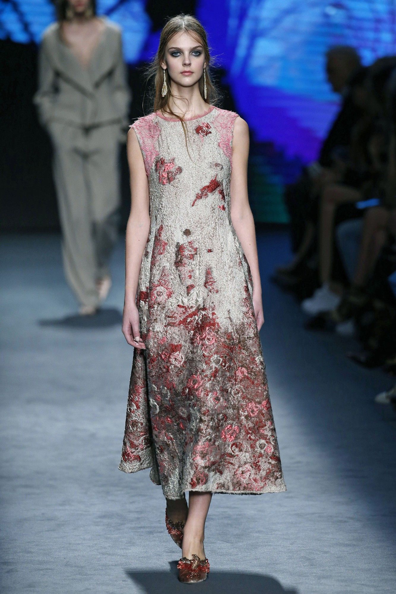 Коллекция Alberta Ferretti прет-а-порте сезона осень-зима 2016-2017_35