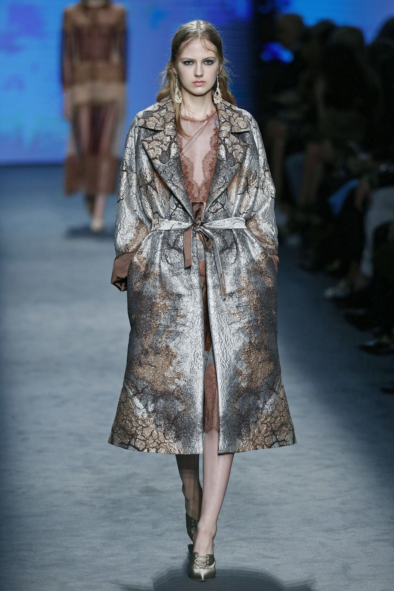 Коллекция Alberta Ferretti прет-а-порте сезона осень-зима 2016-2017_46