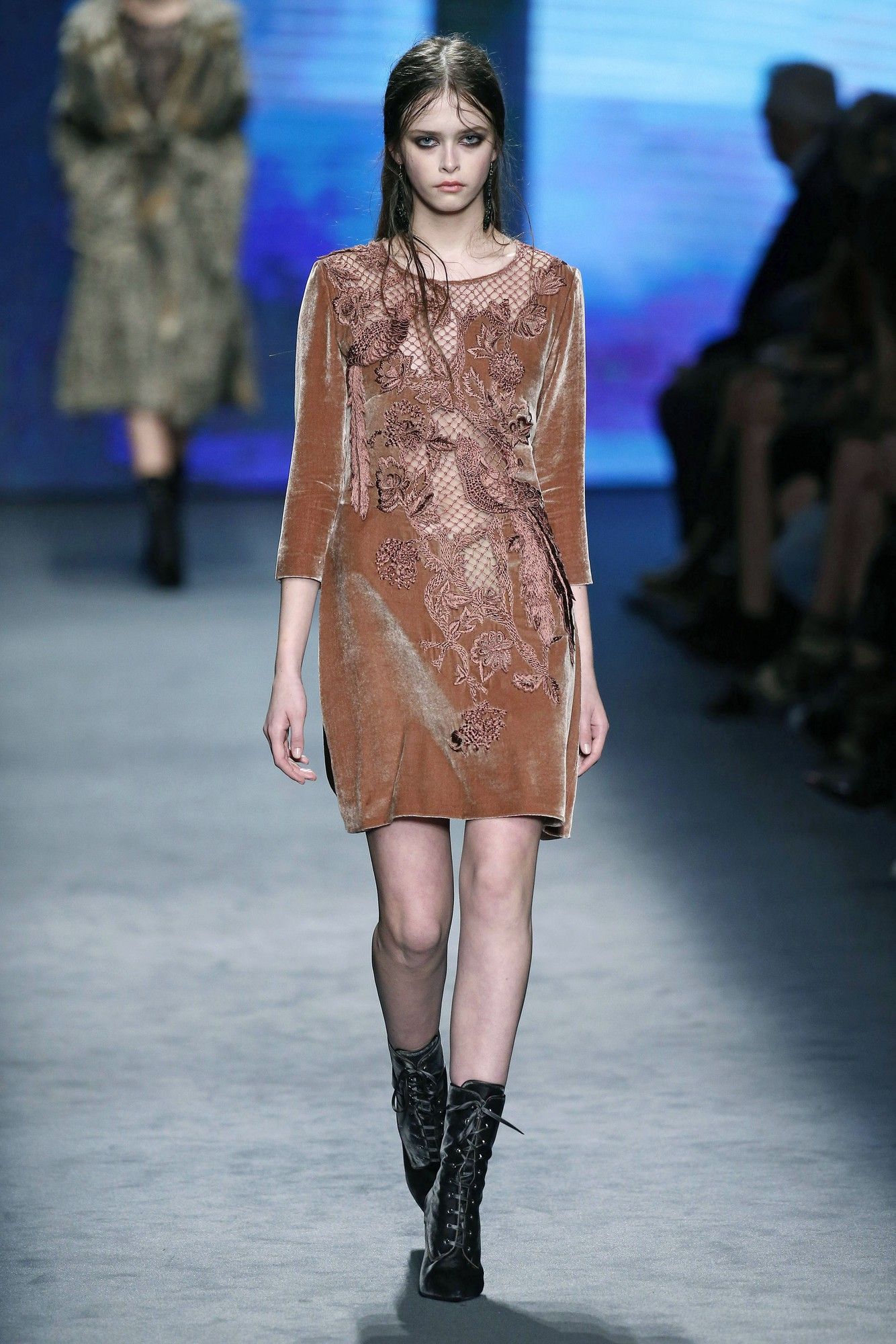 Коллекция Alberta Ferretti прет-а-порте сезона осень-зима 2016-2017_50