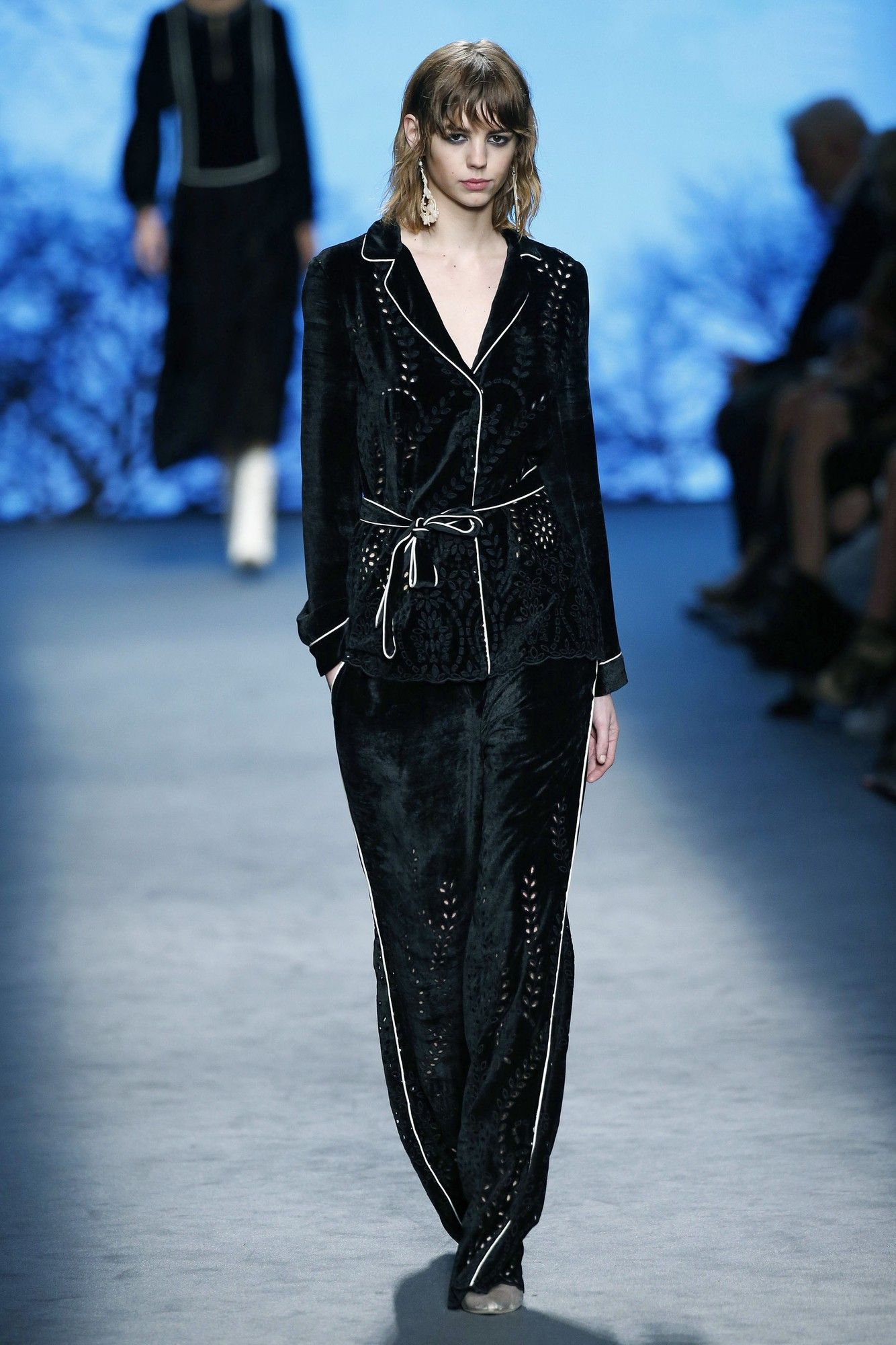 Коллекция Alberta Ferretti прет-а-порте сезона осень-зима 2016-2017_56