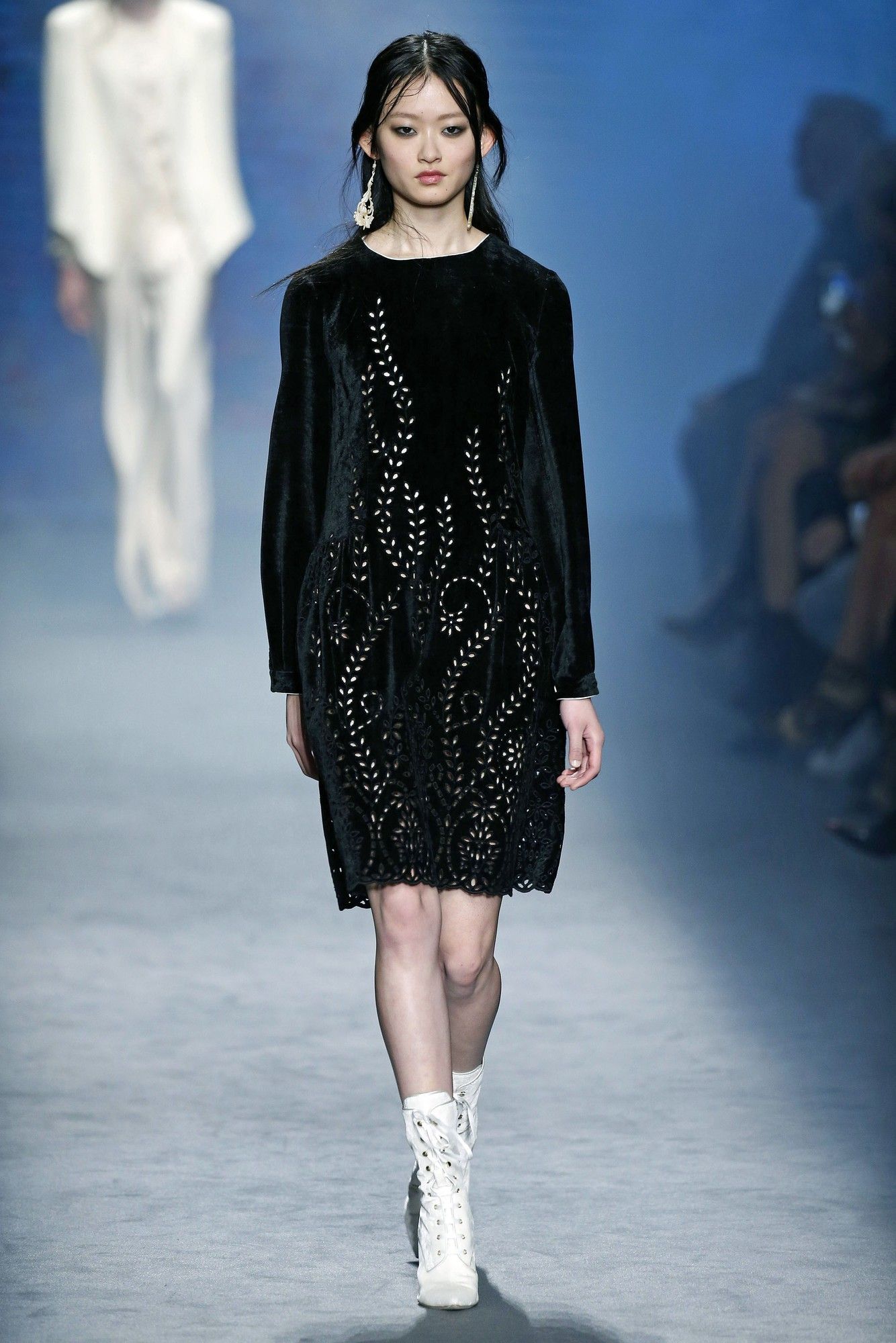 Коллекция Alberta Ferretti прет-а-порте сезона осень-зима 2016-2017_59