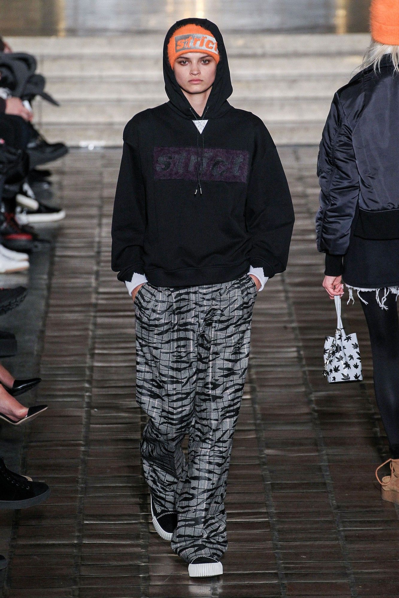 Коллекция Alexander Wang прет-а-порте сезона осень-зима 2016-2017_29