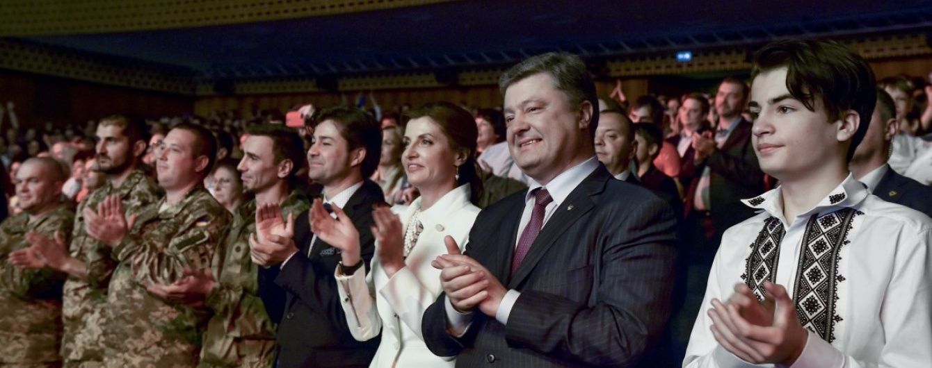 Порошенко пообіцяв окремий закон для підтримки українського кіно