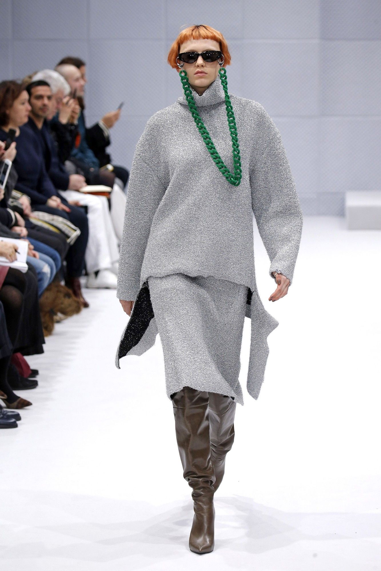 Коллекция Balenciaga прет-а-порте сезона осень-зима 2016-2017_10