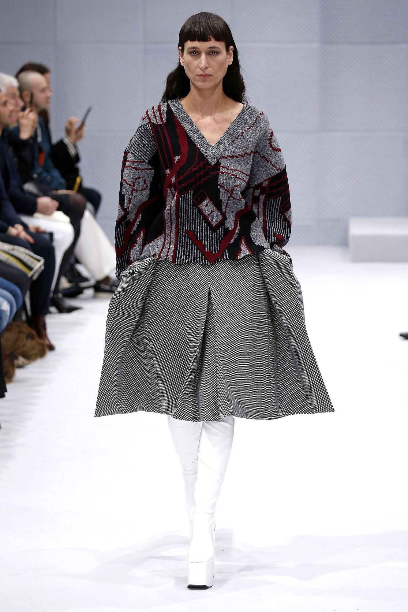 Коллекция Balenciaga прет-а-порте сезона осень-зима 2016-2017_27