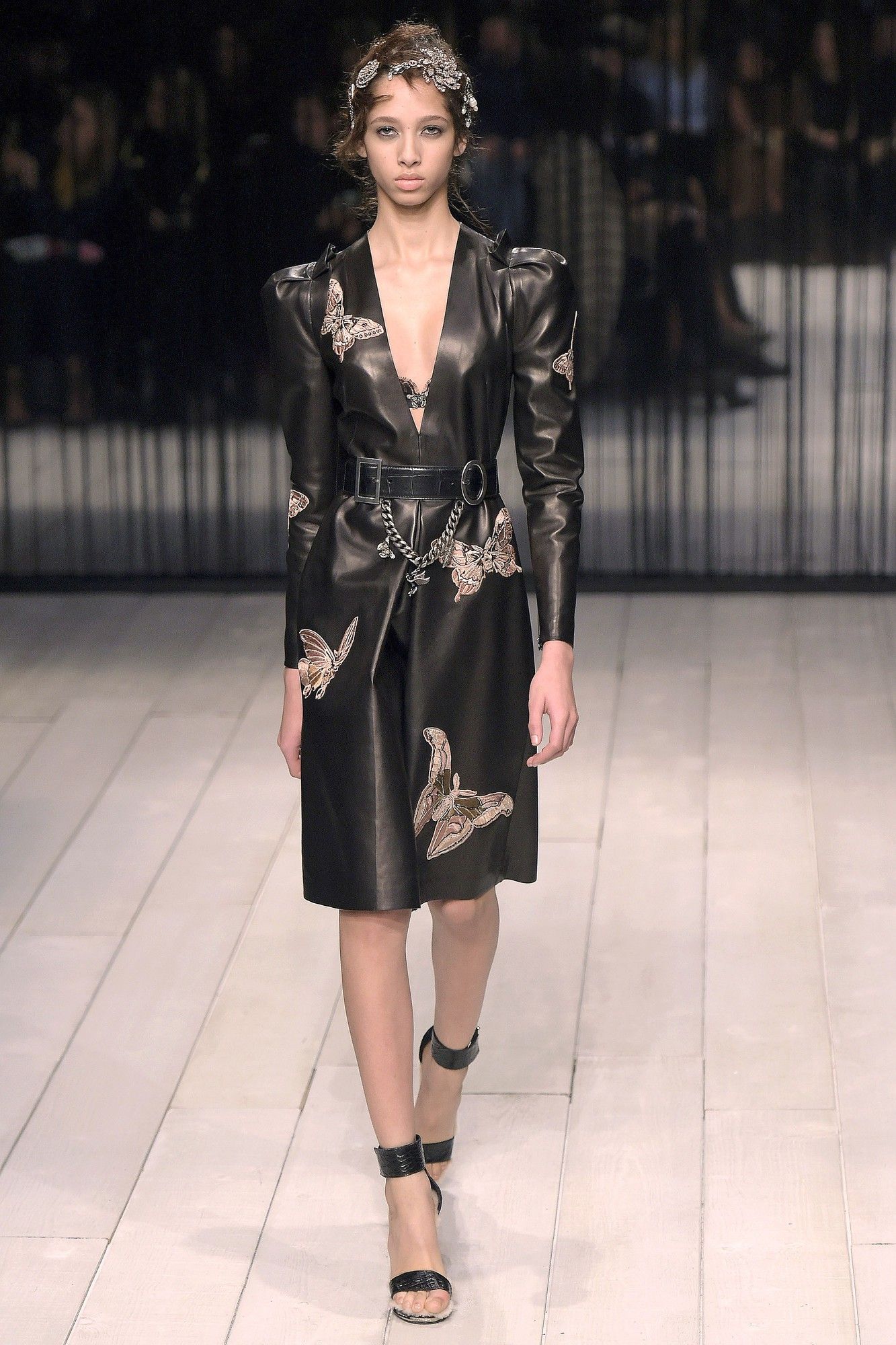 Коллекця Alexander McQueen прет-а-порте сезона осень-зима 2016-2017_10
