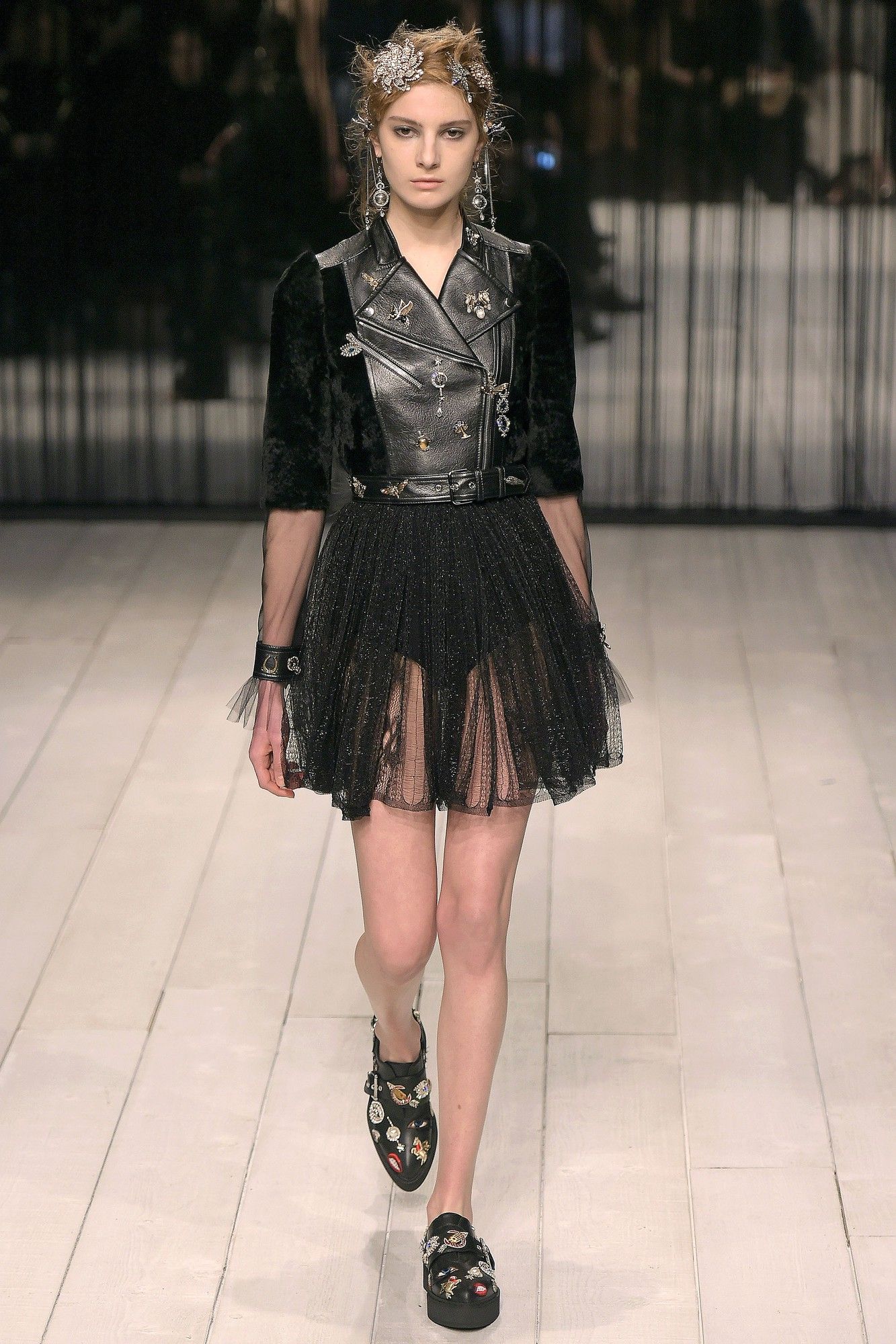 Коллекця Alexander McQueen прет-а-порте сезона осень-зима 2016-2017_28