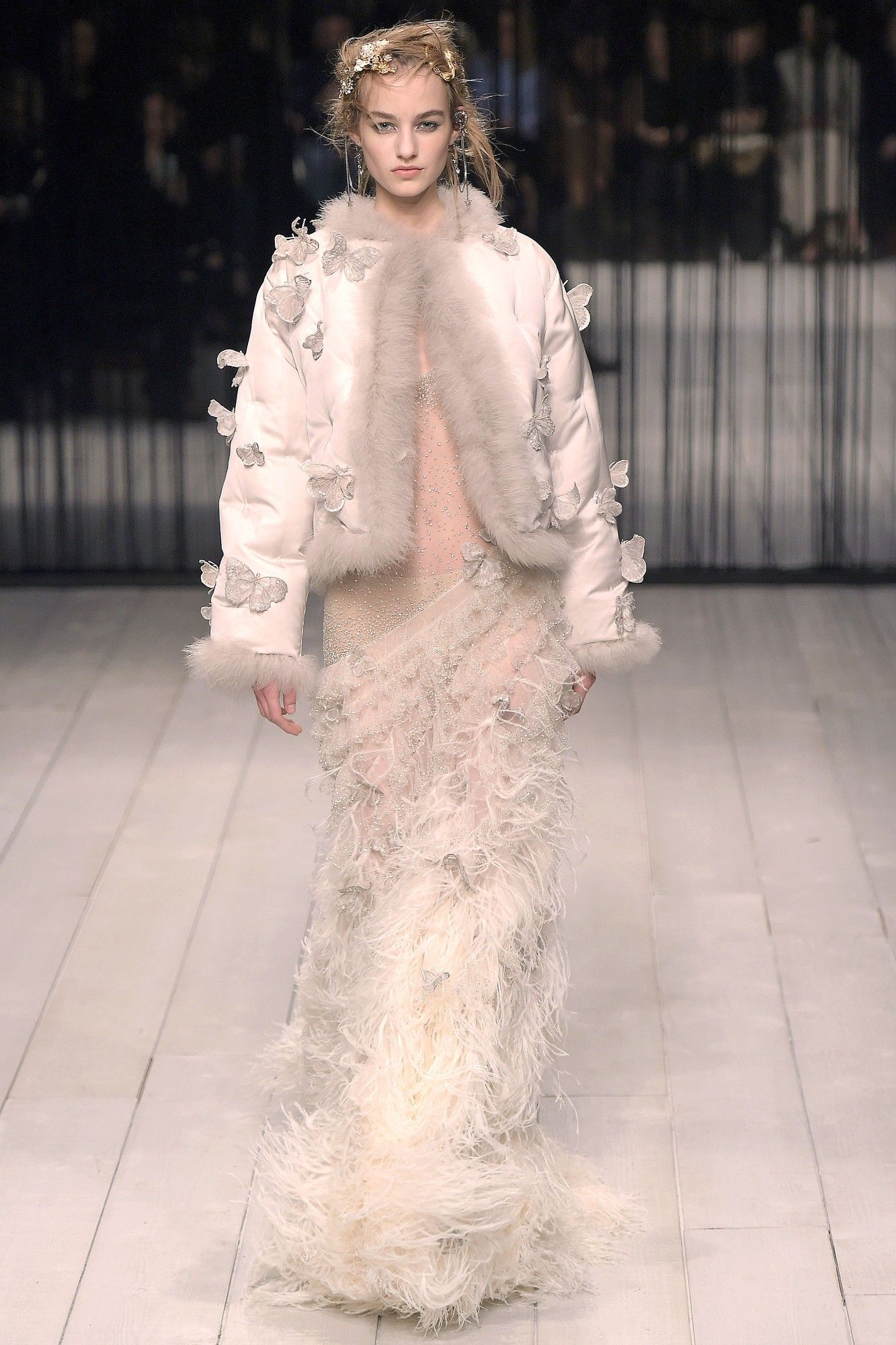 Коллекця Alexander McQueen прет-а-порте сезона осень-зима 2016-2017_42