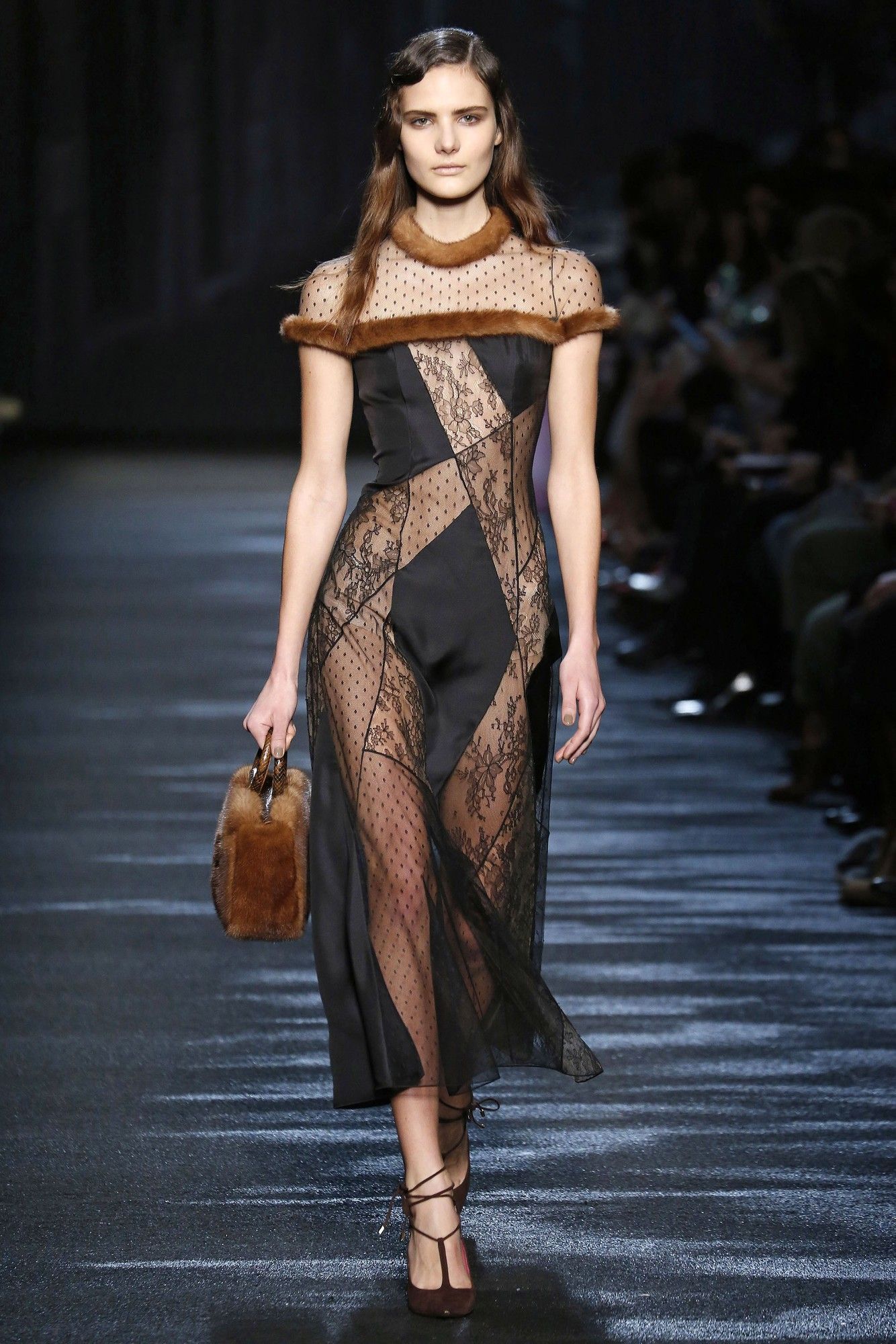 Коллекция Blumarine прет-а-порте сезона осень-зима 2016-2017_39