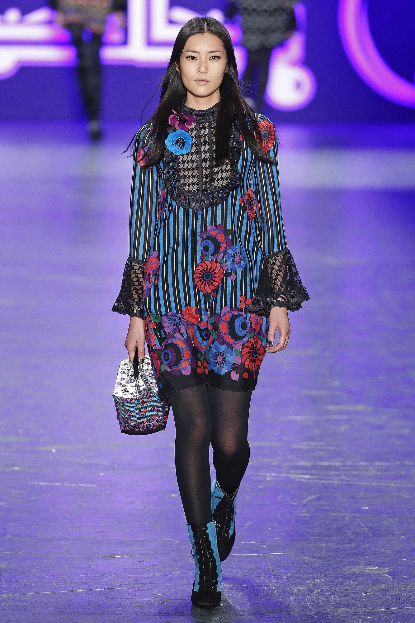 Коллекция Anna Sui прет-а-порте сезона осень-зима 2016-2017_20