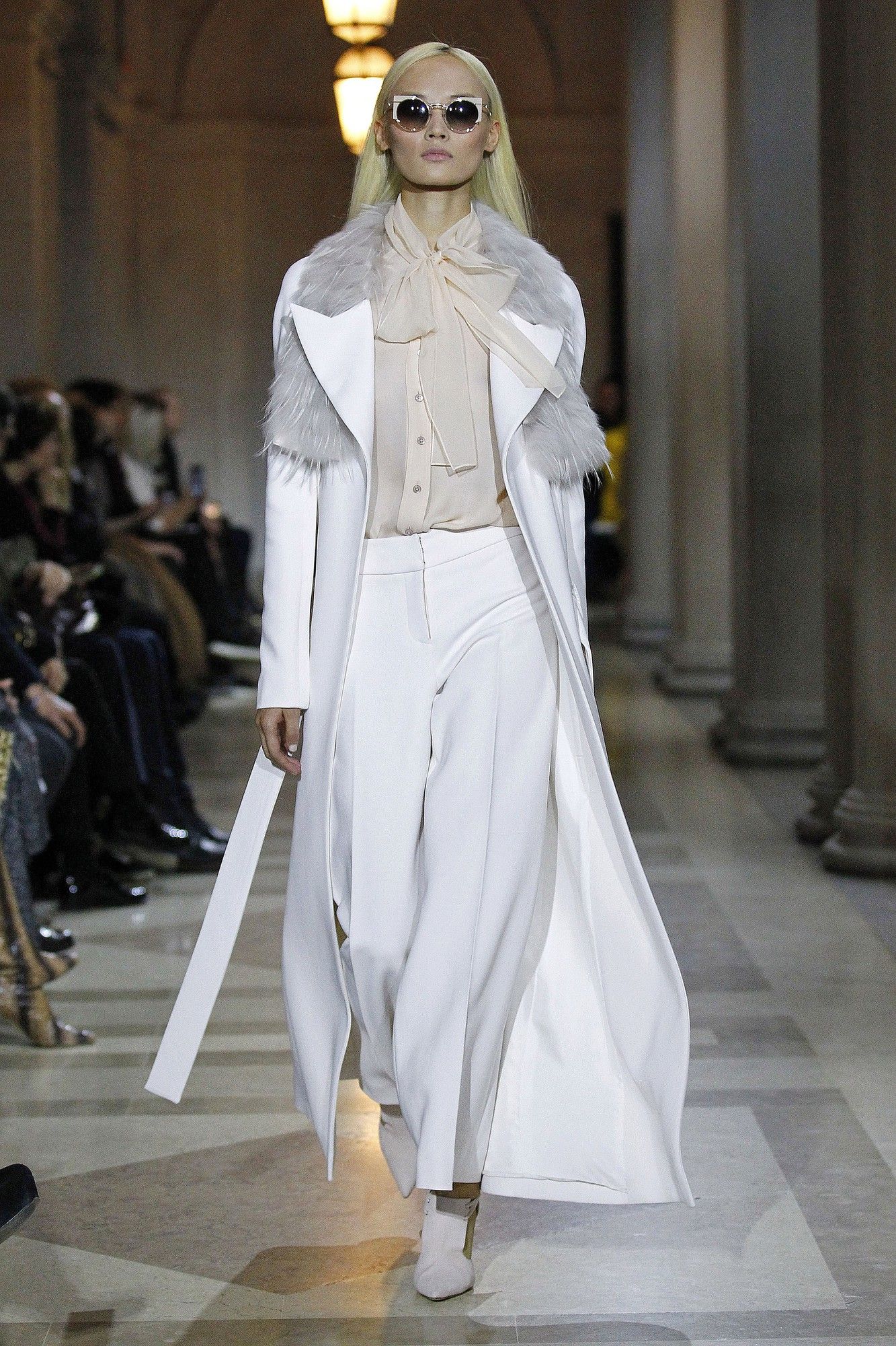 Коллекция Carolina Herrera прет-а-порте сезона осень-зима 2016-2017_5