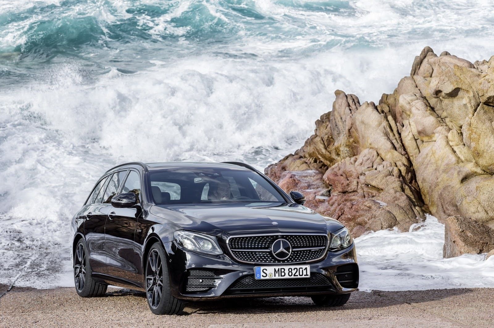 images Новому Mercedes-Bez E-класса добавят четыре двигателя изображения foto Новому Mercedes-Bez E-класса добавят четыре двигателя изображения