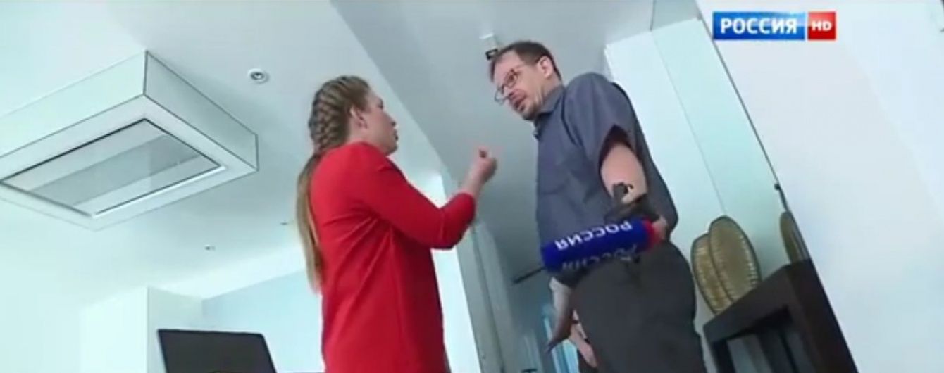 "Ви загрузли в корупції". Німецький журналіст виштовхав російських пропагандистів з інтерв'ю