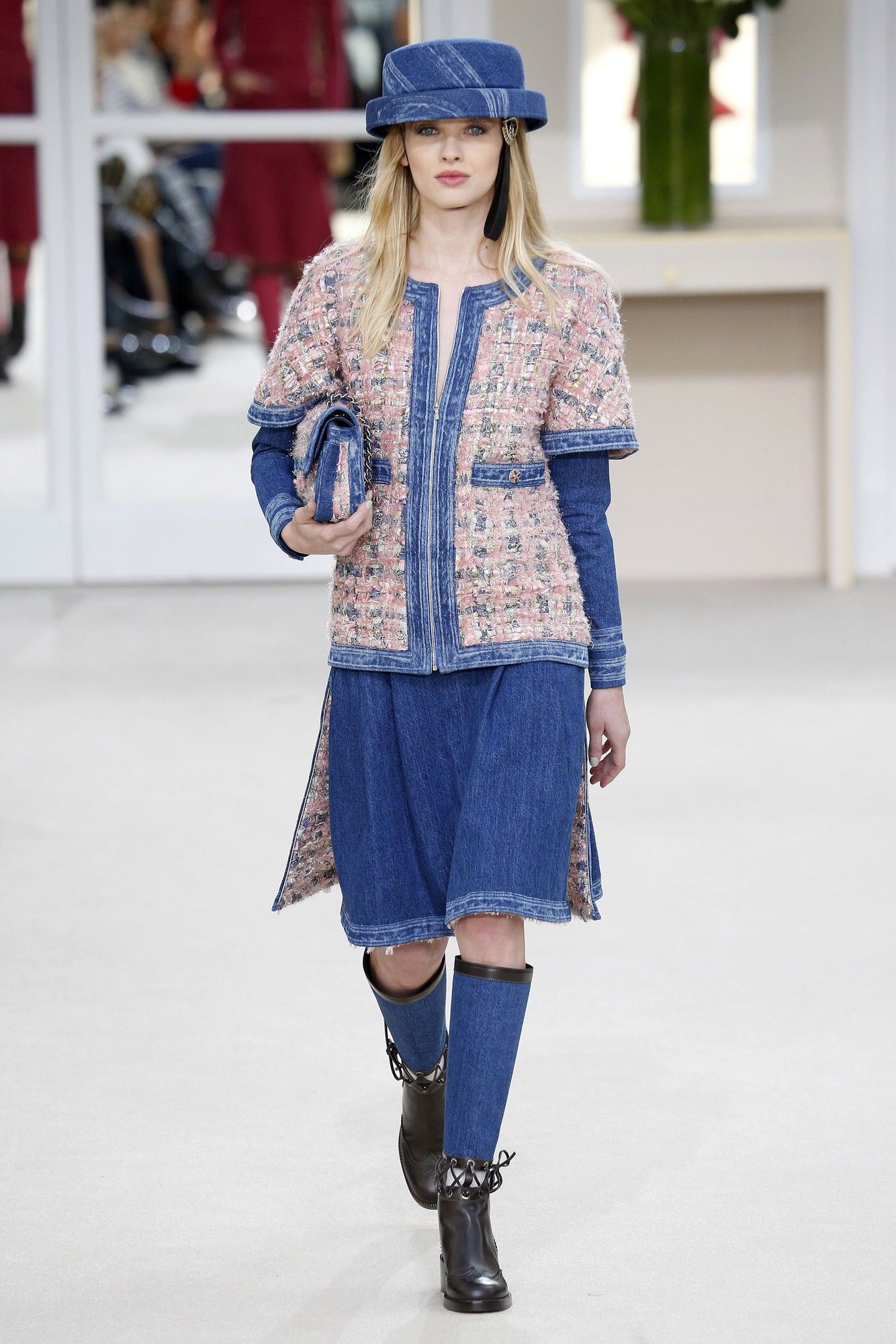 Коллекция Chanel прет-а-порте сезона осень-зима 2016-2017_10