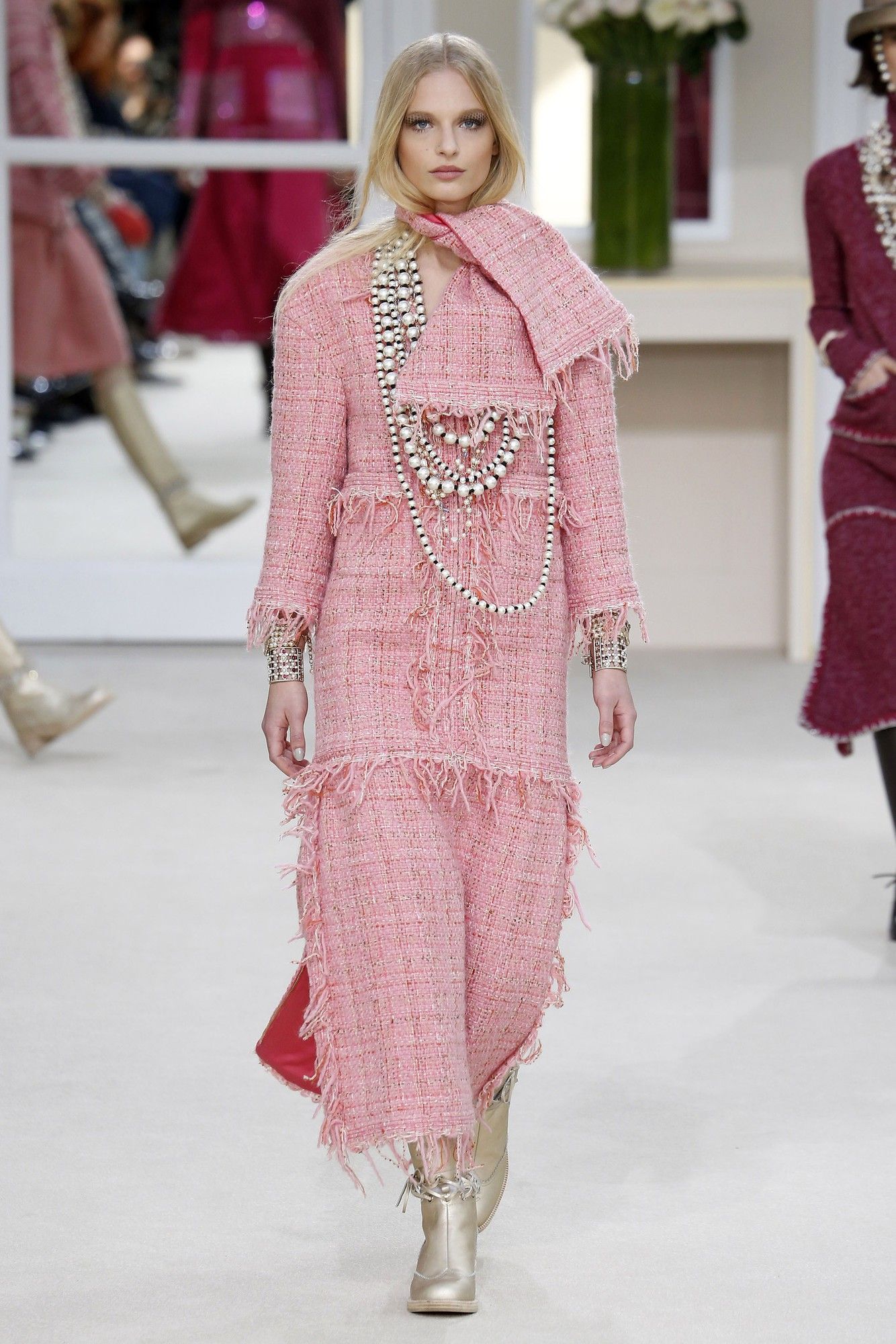 Коллекция Chanel прет-а-порте сезона осень-зима 2016-2017_14