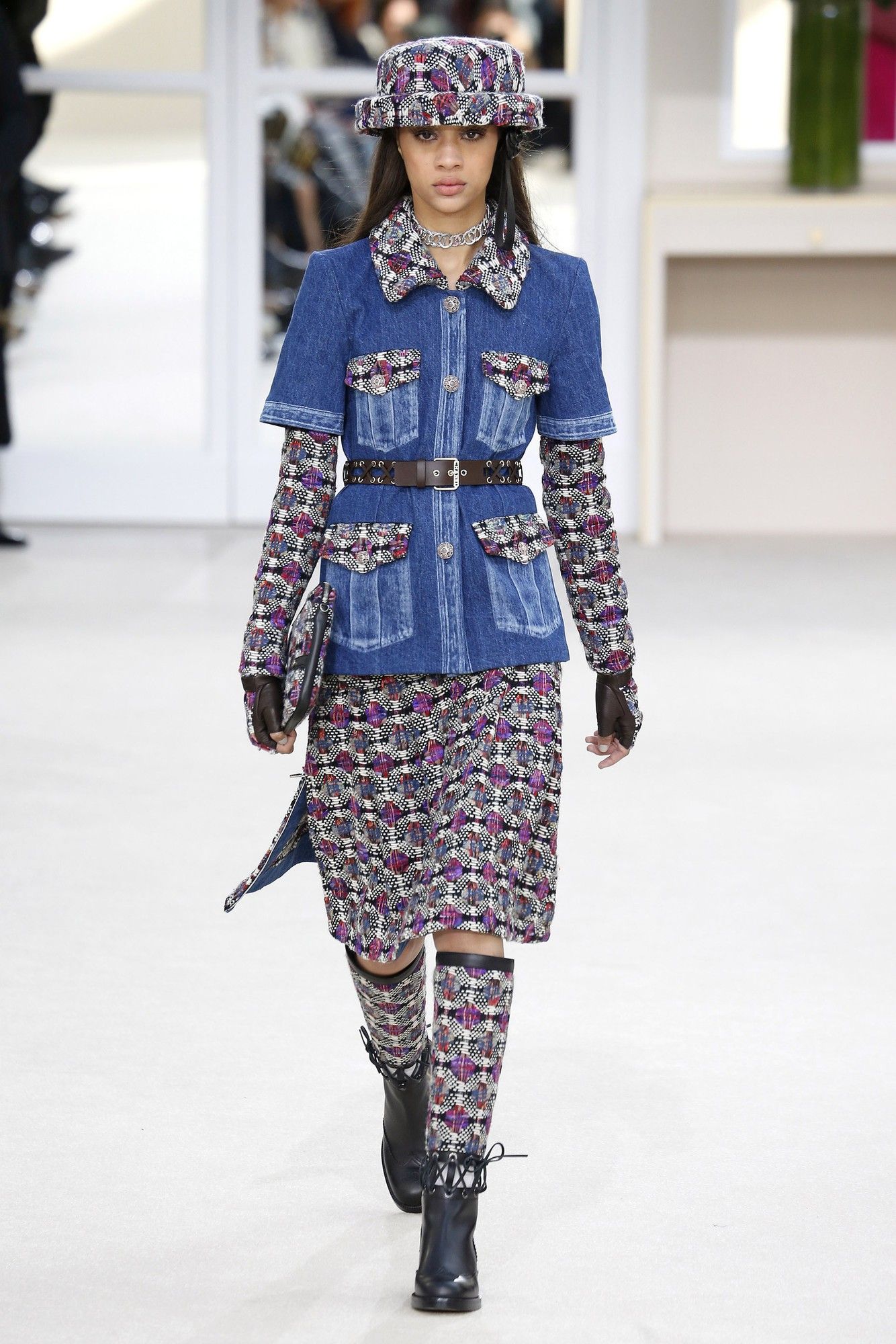 Коллекция Chanel прет-а-порте сезона осень-зима 2016-2017_4