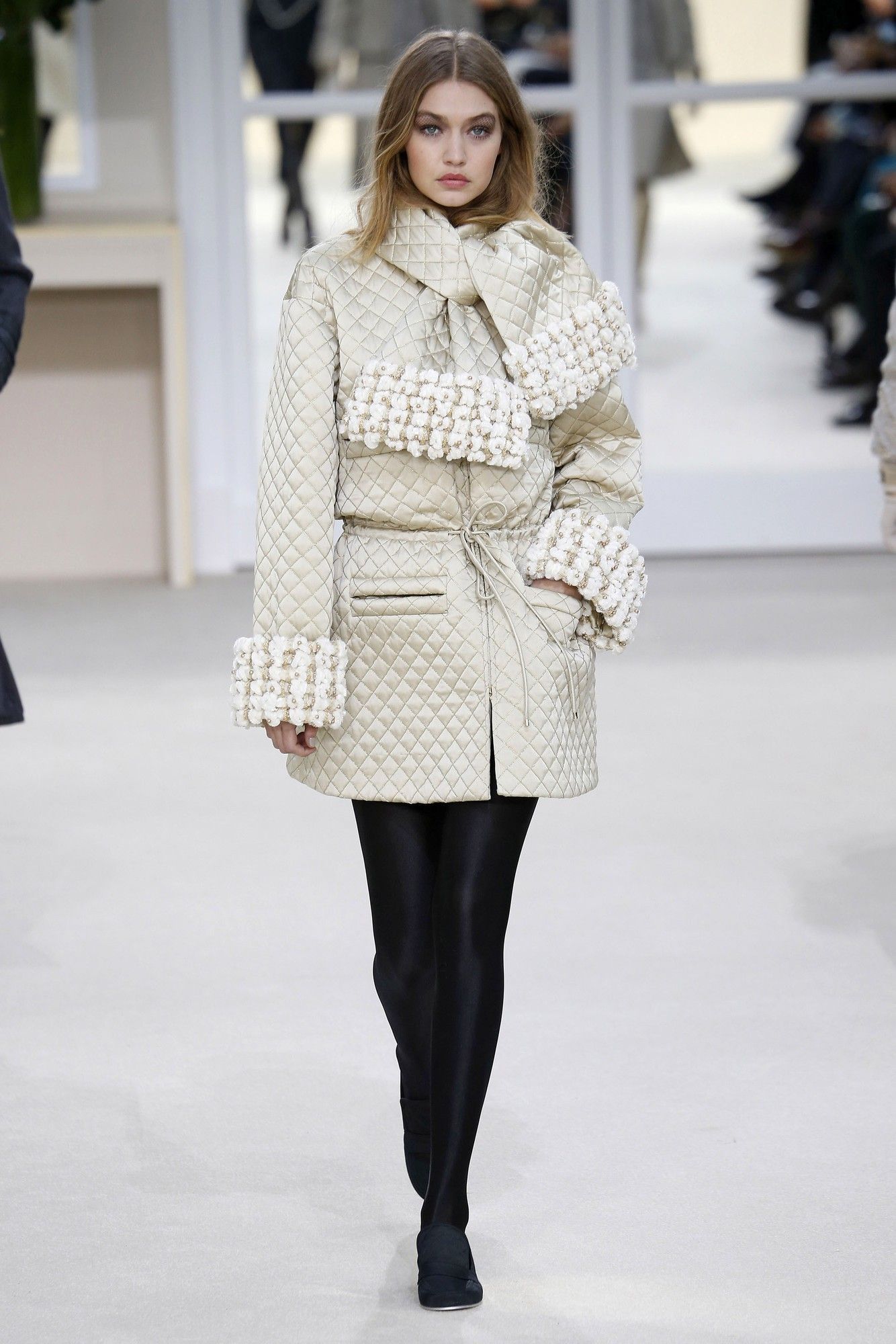 Коллекция Chanel прет-а-порте сезона осень-зима 2016-2017_40